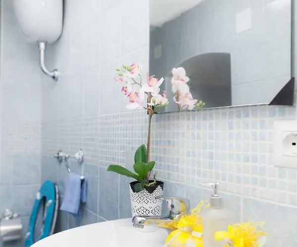 Short Lets Lulu * Ercolano