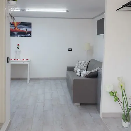 Apartment Short Lets Lulu *